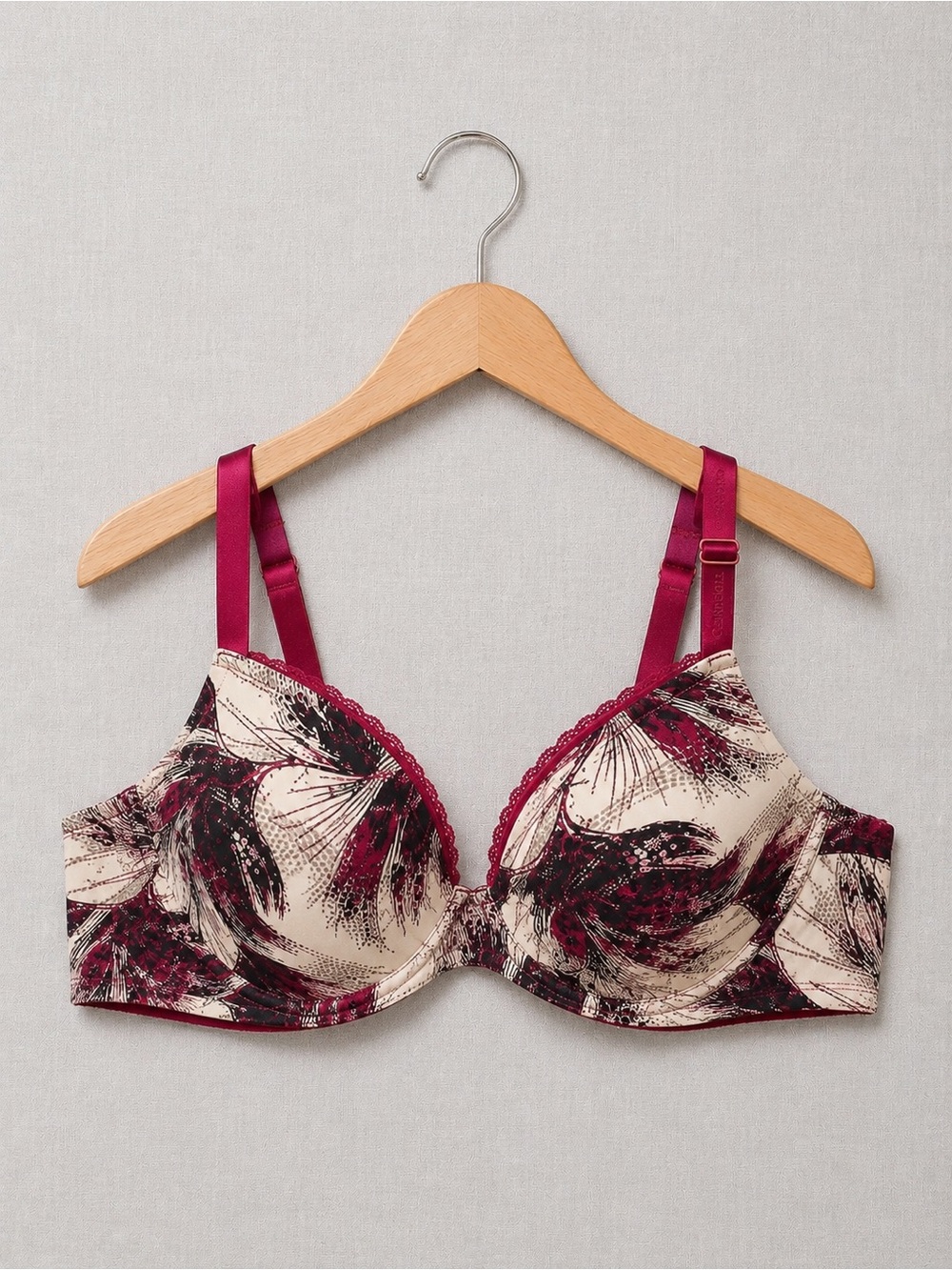 🍒3/33$ Calvin Klein Cream Bra with Burgundy Floral Print